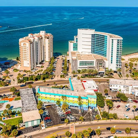 Pelican Pointe-3